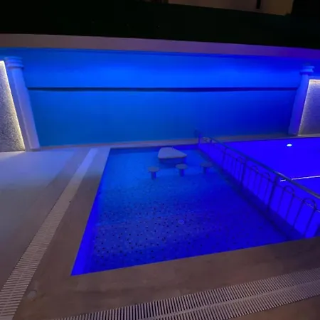 Villa - Luxux - Rooftop - Terrasse - Whirlpool - Pool *