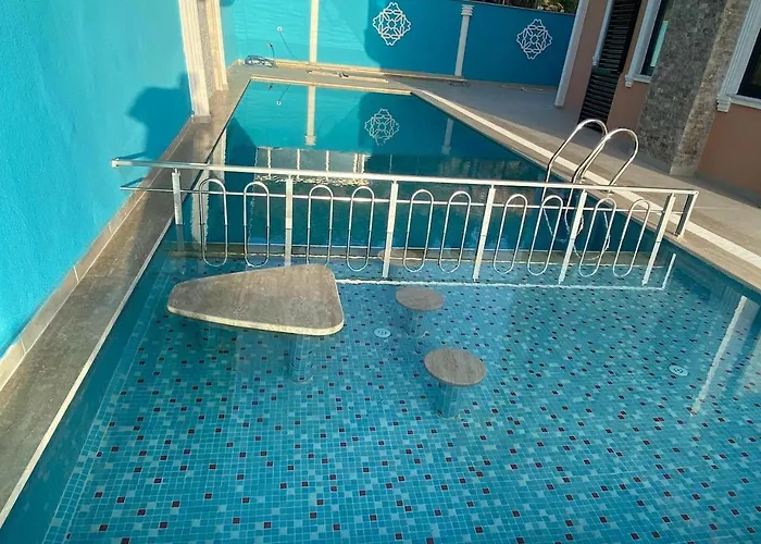 Villa - Luxux - Rooftop - Terrasse - Whirlpool - Pool *