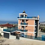 - Luxux - Rooftop - Terrasse - Whirlpool - Pool Vilă *