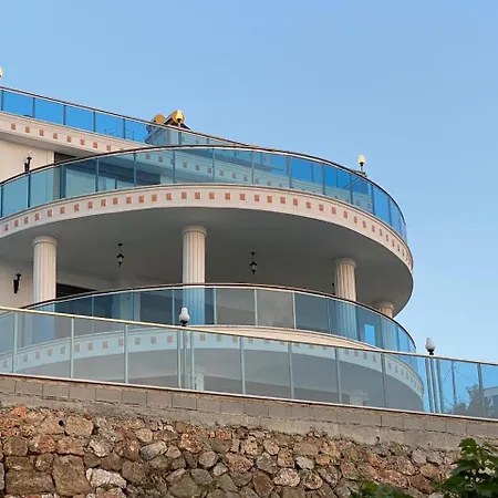 - Luxux - Rooftop - Terrasse - Whirlpool - Pool 阿拉尼亚