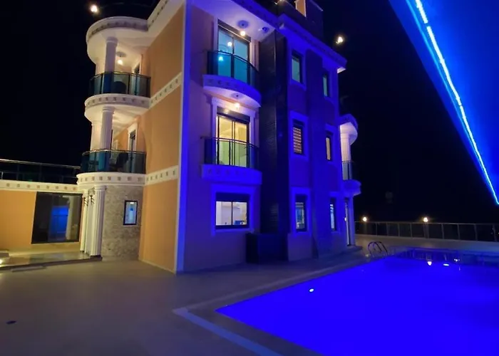 - Luxux - Rooftop - Terrasse - Whirlpool - Pool